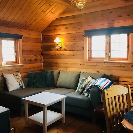 Midnight Sun Lofoten Chalet *